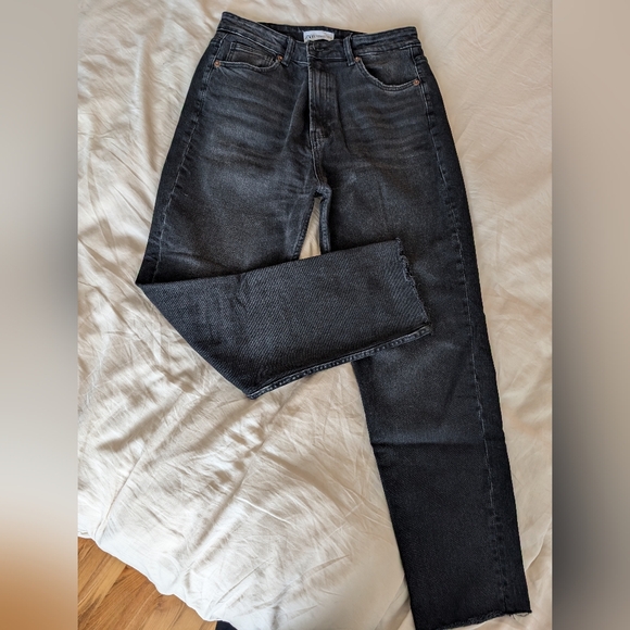 Zara Mom Jeans - Picture 2 of 7